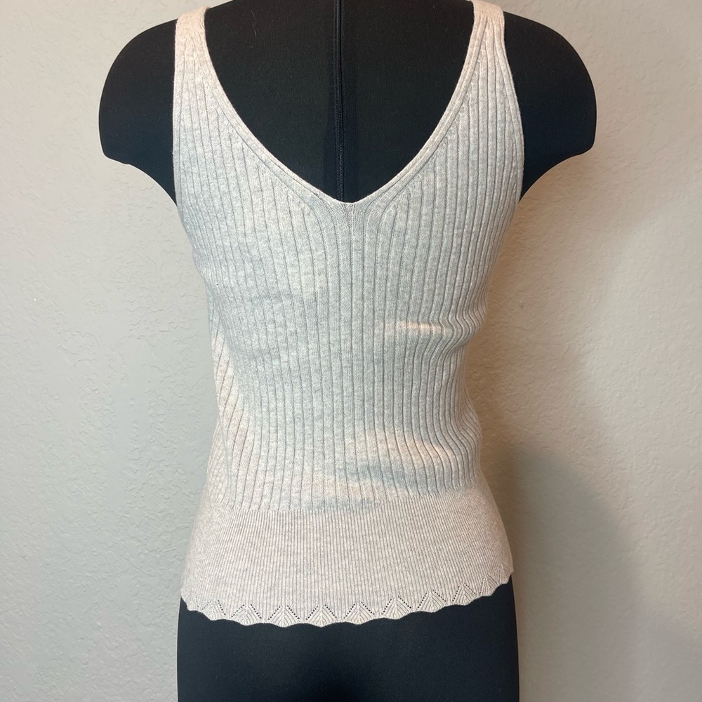 Express Cream Ribbed Button-Front Tank Top - Picture 3 of 4